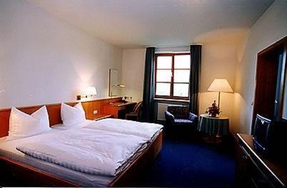 Gasthof Hotel Rueckerl Walderbach Esterno foto
